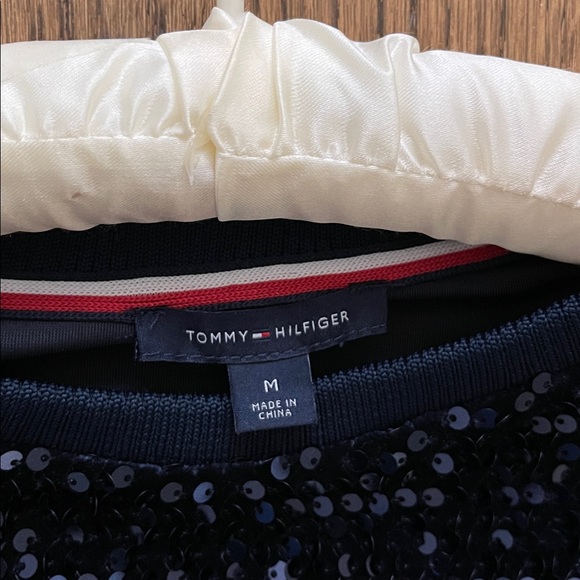 Tommy Hilfiger velvet navy blue sequin top size M - Picture 7 of 8